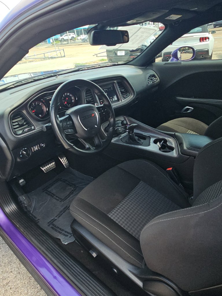 Used 2023 Dodge Challenger R/T w/ Blacktop Package RWD image 13
