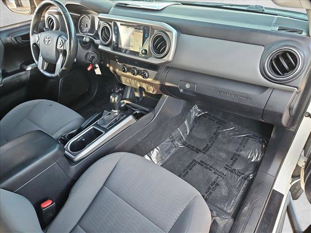 Used 2017 Toyota Tacoma SR5 w/ Tow Package RWD image 28