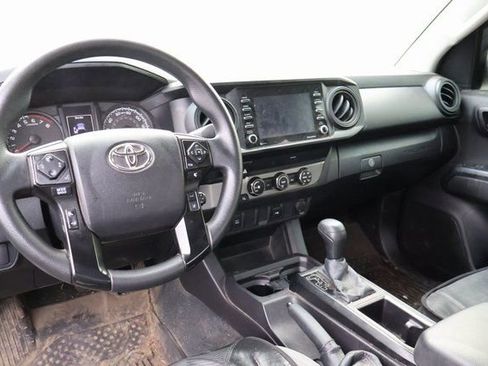 Used 2022 Toyota Tacoma SR image 8