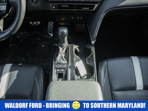 Used 2025 Toyota Camry SE image 27