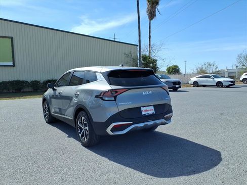 Used 2024 Kia Sportage EX image 6