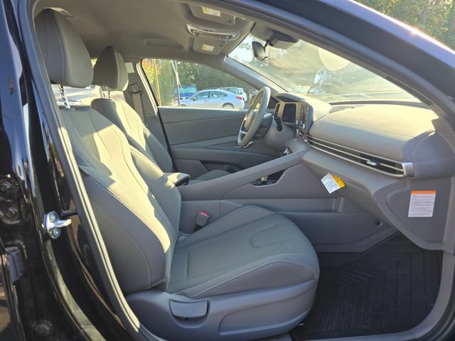 Certified 2025 Hyundai Elantra Hybrid FWD image 10