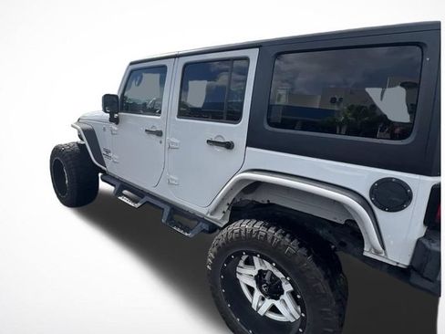 Used 2017 Jeep Wrangler Unlimited Sport w/ Quick Order Package 24S AWD/4WD image 2