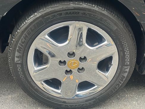 Used 2006 Lexus LS 430 image 38