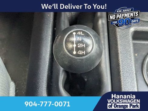 Used 2015 RAM 2500 Tradesman w/ Chrome Appearance Group AWD/4WD image 23