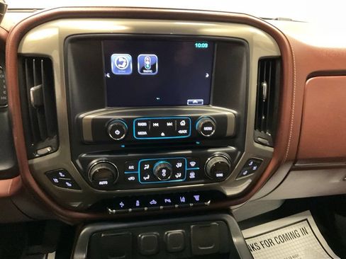 Used 2016 Chevrolet Silverado 3500 High Country w/ Duramax Plus Package AWD/4WD image 12