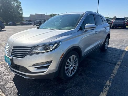 Used 2017 Lincoln MKC Reserve AWD/4WD image 2