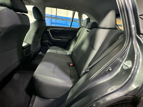 Used 2023 Toyota RAV4 LE image 31