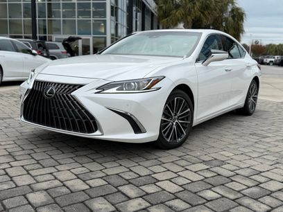 Used 2023 Lexus ES 350 w/ Premium Package
