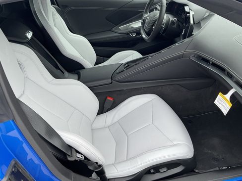 New 2025 Chevrolet Corvette E-Ray image 7