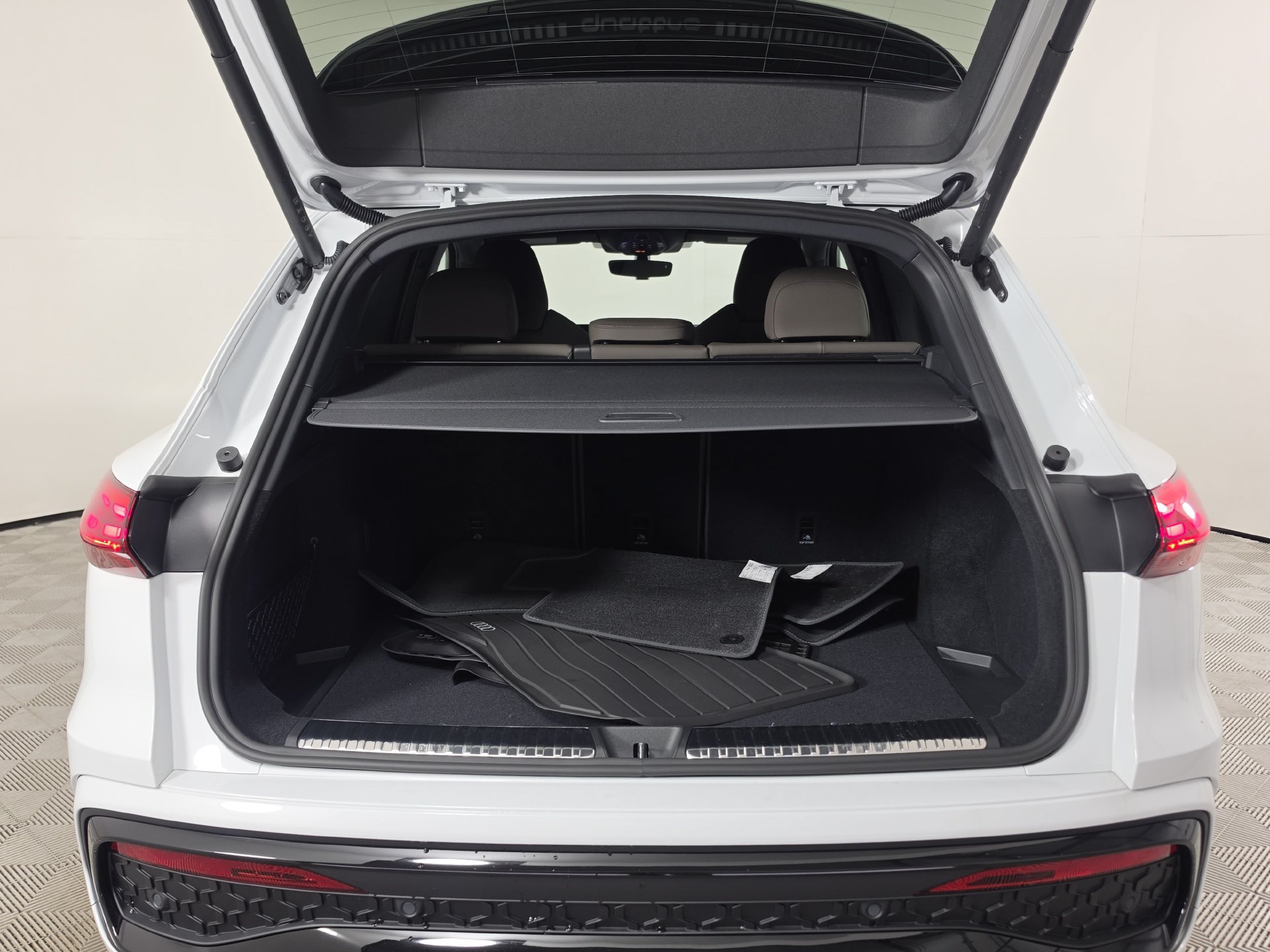 New 2026 Audi Q5 Premium Plus AWD/4WD image 43