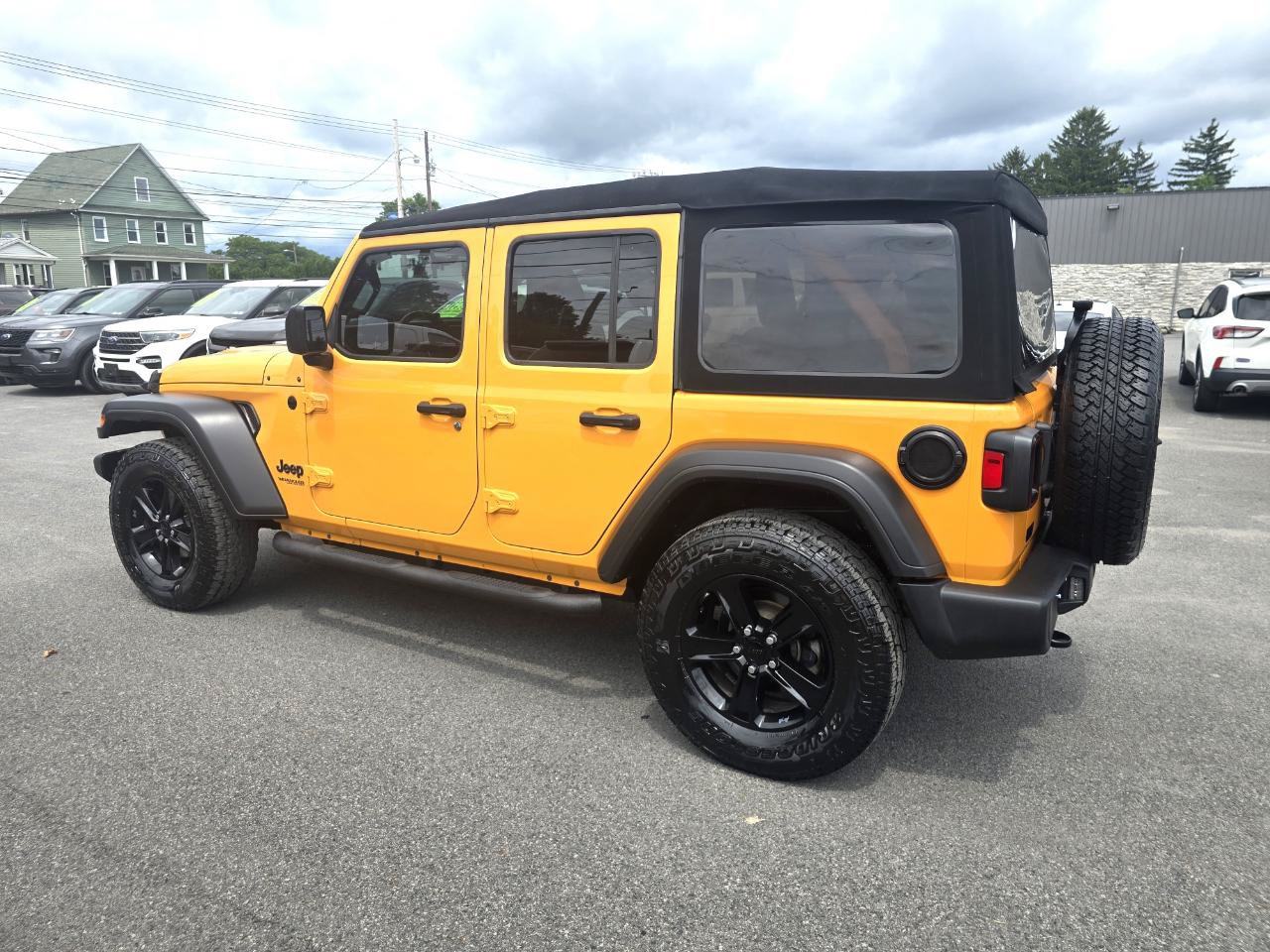 Used 2021 Jeep Wrangler Unlimited Sport AWD/4WD image 4