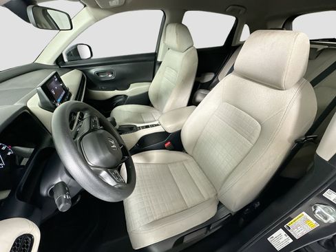 Used 2023 Honda HR-V LX image 19