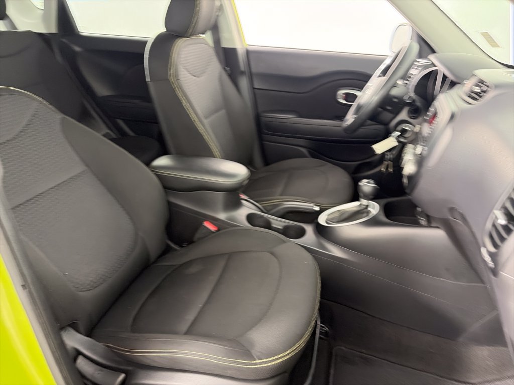 Used 2014 Kia Soul + FWD image 27