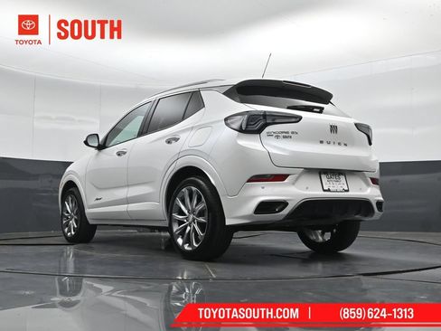 Used 2025 Buick Encore GX Avenir w/ Avenir Convenience Package AWD/4WD image 42