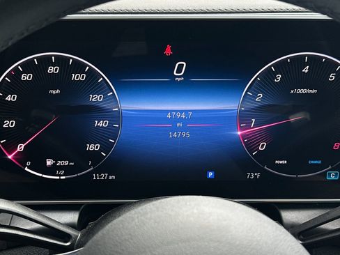 Used 2024 Mercedes-Benz GLC 300 image 31