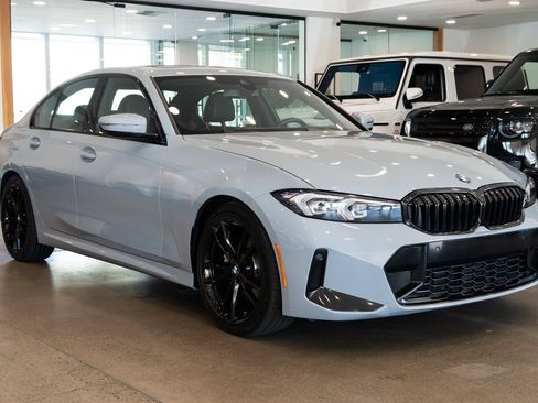 Used 2024 BMW 330i Sedan w/ M Sport Package RWD image 3