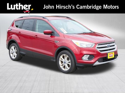 Used 2018 Ford Escape SE w/ SE Sync 3 Package AWD/4WD image 1
