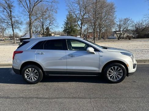 Used 2017 Cadillac XT5 Luxury w/ Driver Awareness Package image 29