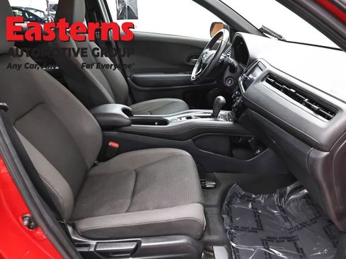 Used 2019 Honda HR-V Sport image 22