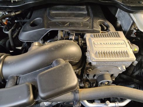 Used 2022 Jeep Wagoneer Series III AWD/4WD image 30