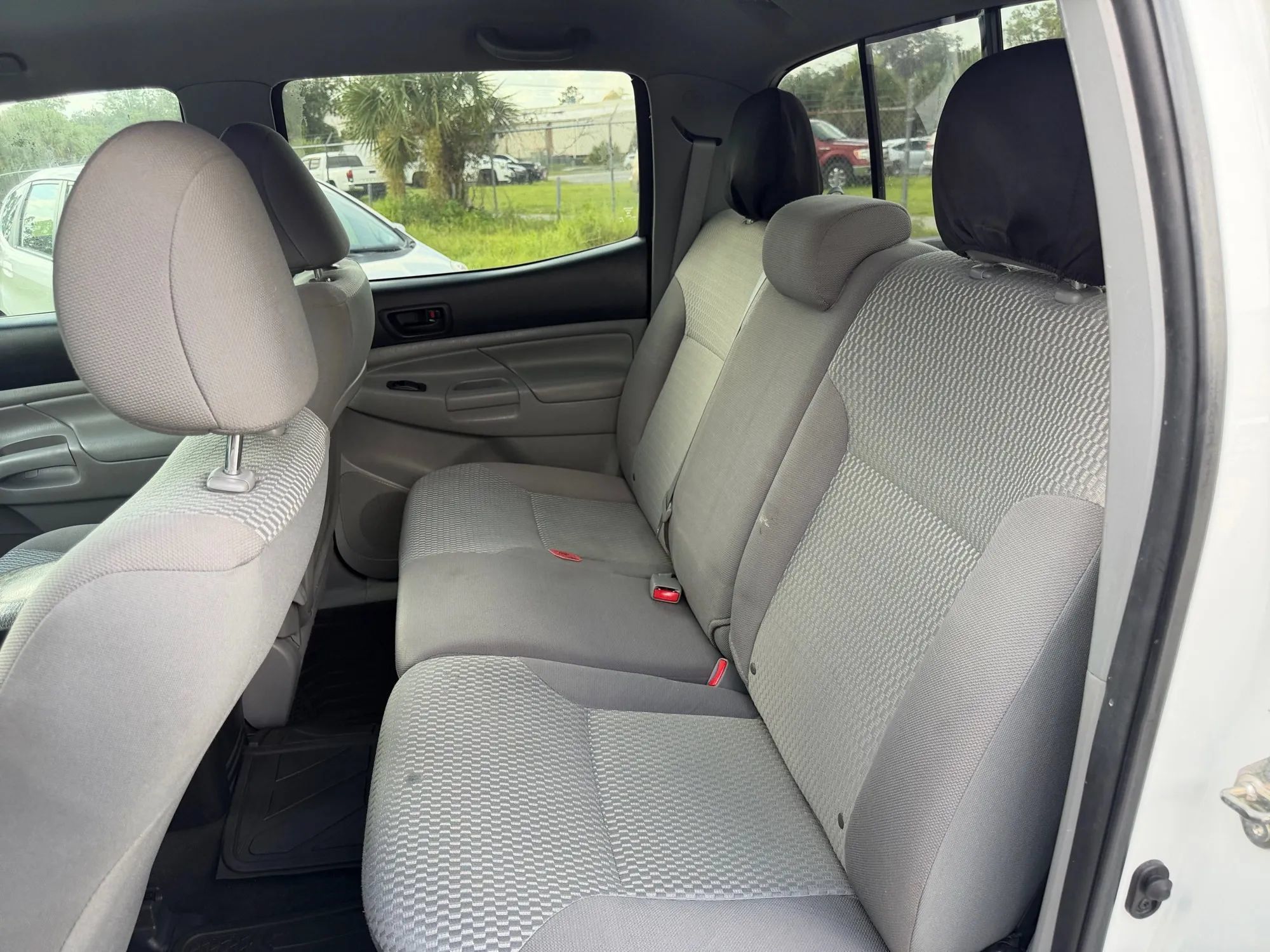Used 2015 Toyota Tacoma PreRunner w/ SR5 Package RWD image 20
