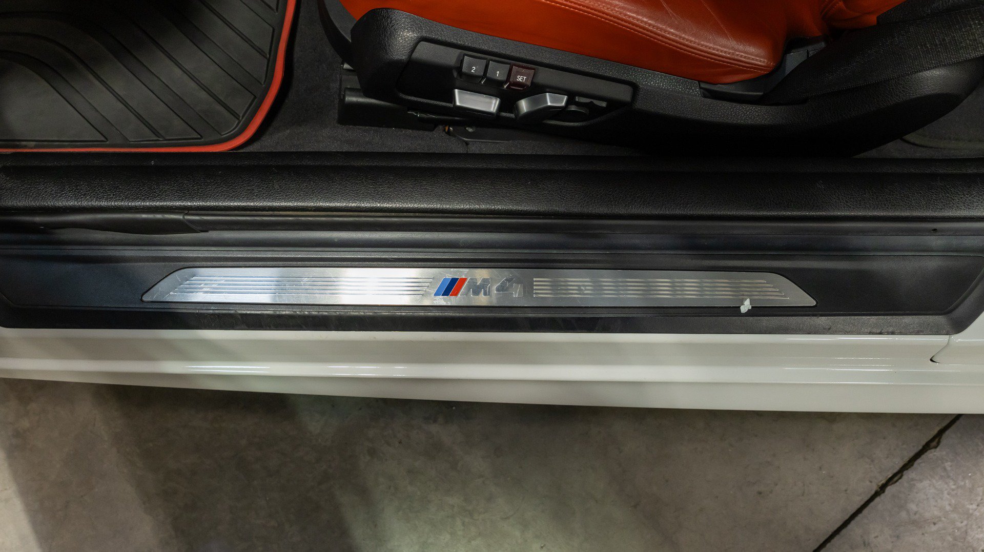 Used 2016 BMW M4 Convertible RWD image 65