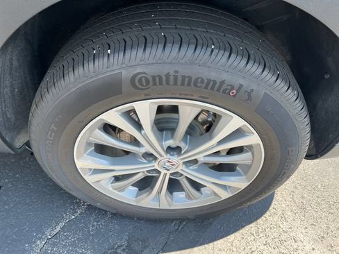 Certified 2022 Buick Envision Preferred FWD image 23