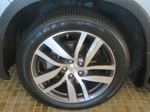 Used 2017 Honda Pilot Touring image 7
