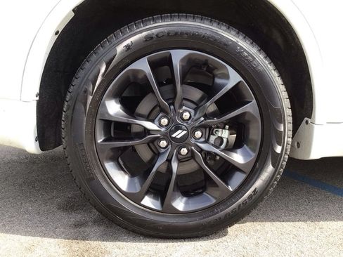 Used 2025 Dodge Durango GT AWD/4WD image 17