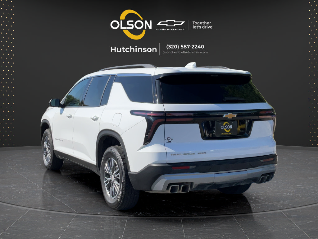 Certified 2026 Chevrolet Traverse LT w/ Driver Confidence Package AWD/4WD image 11