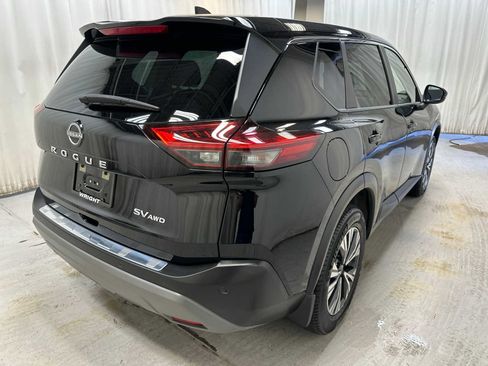 Certified 2023 Nissan Rogue SV image 10