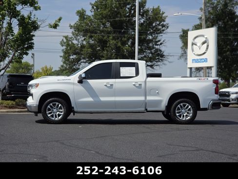 Used 2023 Chevrolet Silverado 1500 LT w/ Protection Package AWD/4WD image 4