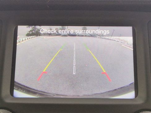 Used 2019 Jeep Wrangler Sport image 19