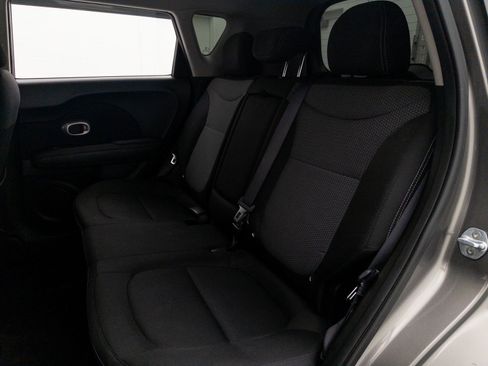 Used 2019 Kia Soul + image 26