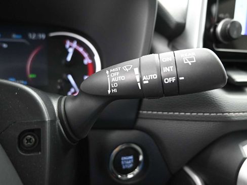 Used 2024 Toyota RAV4 XLE w/ Convenience Package AWD/4WD image 19