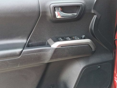 Used 2023 Toyota Tacoma Limited image 14