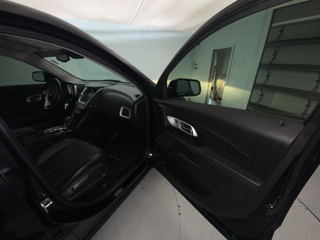 Used 2017 Chevrolet Equinox LT w/ Midnight Edition FWD image 23