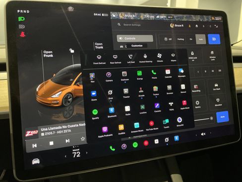 Used 2023 Tesla Model 3 Standard Range image 26