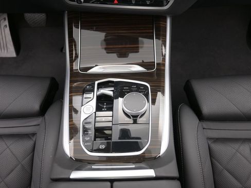 Used 2026 BMW X5 xDrive40i AWD/4WD image 12