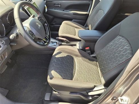 New 2025 Mitsubishi Outlander Sport SE image 16