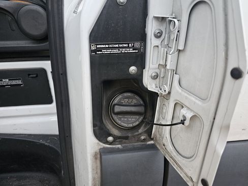 Used 2023 Mercedes-Benz Sprinter 2500 image 9