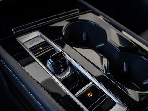 New 2025 Volkswagen Atlas Cross Sport SEL R-Line image 40