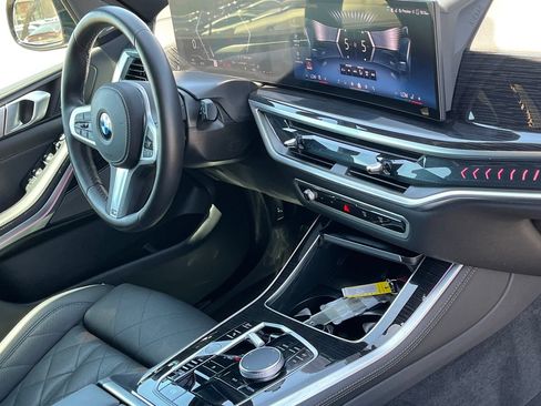 Used 2026 BMW X5 sDrive40i w/ M Sport Package RWD image 9