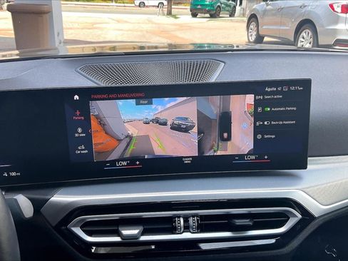 Used 2023 BMW i4 eDrive35 w/ Premium Package RWD image 19