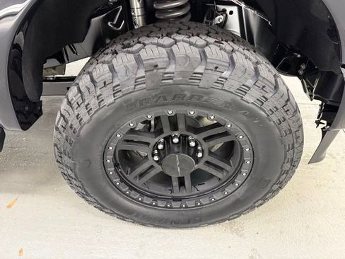 New 2026 Ford F250 Lariat w/ Black Appearance Package image 5