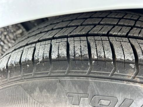 Used 2024 Chevrolet Malibu LT image 50