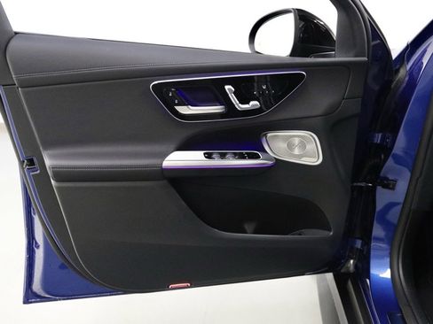 New 2025 Mercedes-Benz GLC 300 4MATIC image 16