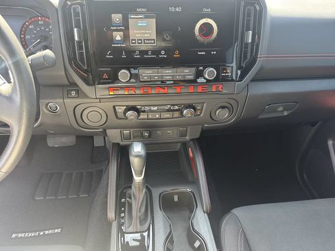 Used 2025 Nissan Frontier Pro-X RWD image 28