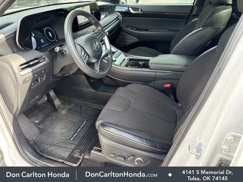 Used 2025 Hyundai Palisade Calligraphy AWD/4WD image 11